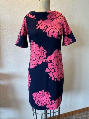 Trina Turk NWT daytime dress